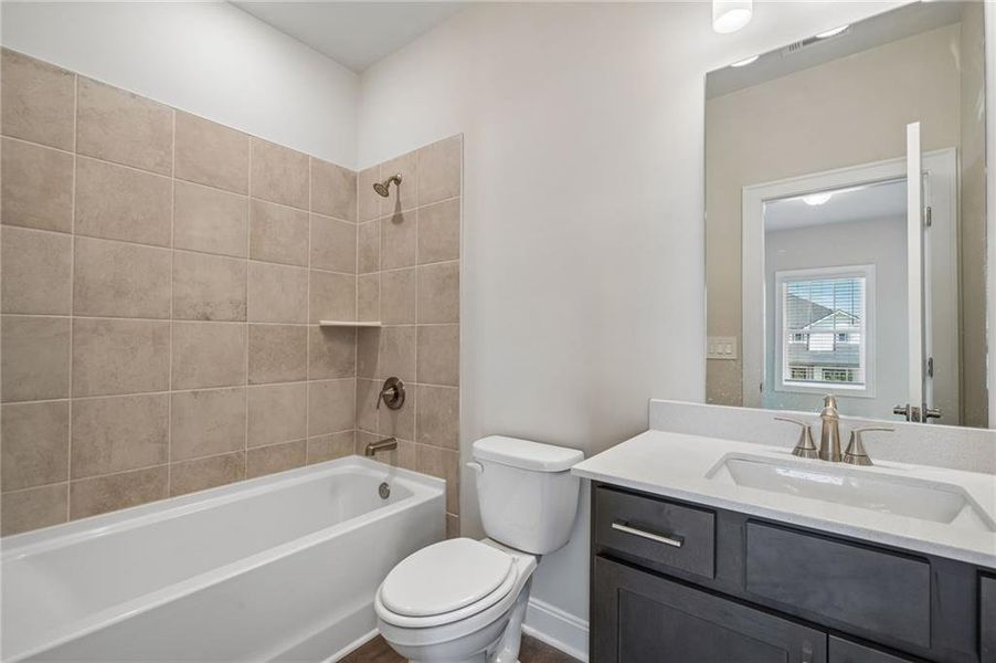 Furnished interior view inside a new home in River Pointe, Monroe (Image 16).