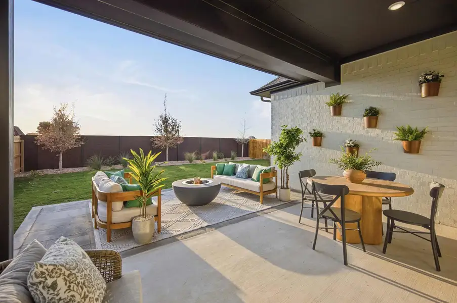 Representative exterior details of a home built from the The Pine by David Weekley Homes in Confluence – Select Reserve Series, Marion (Image 3).