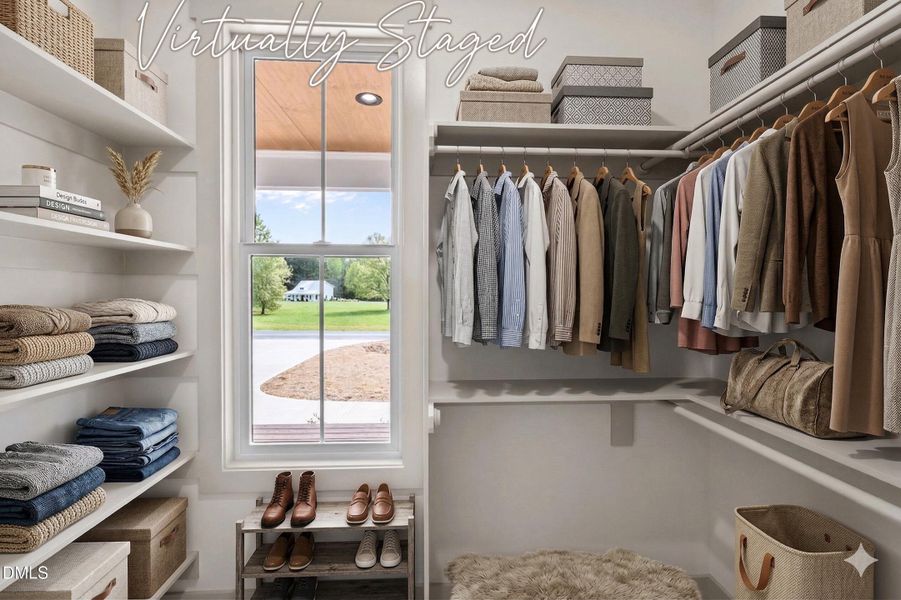 22 Primary closet VS