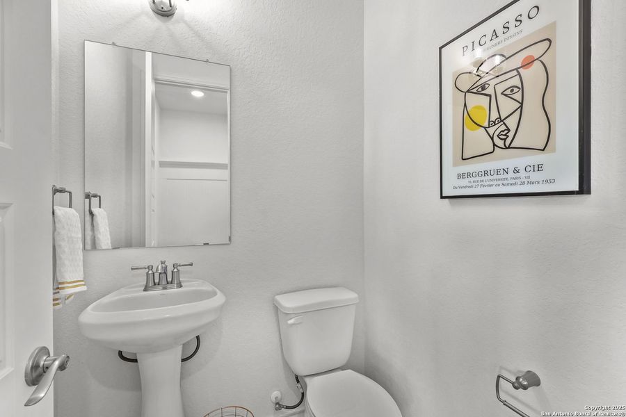 Furnished interior view inside a new home in Ladera, San Antonio (Image 45).