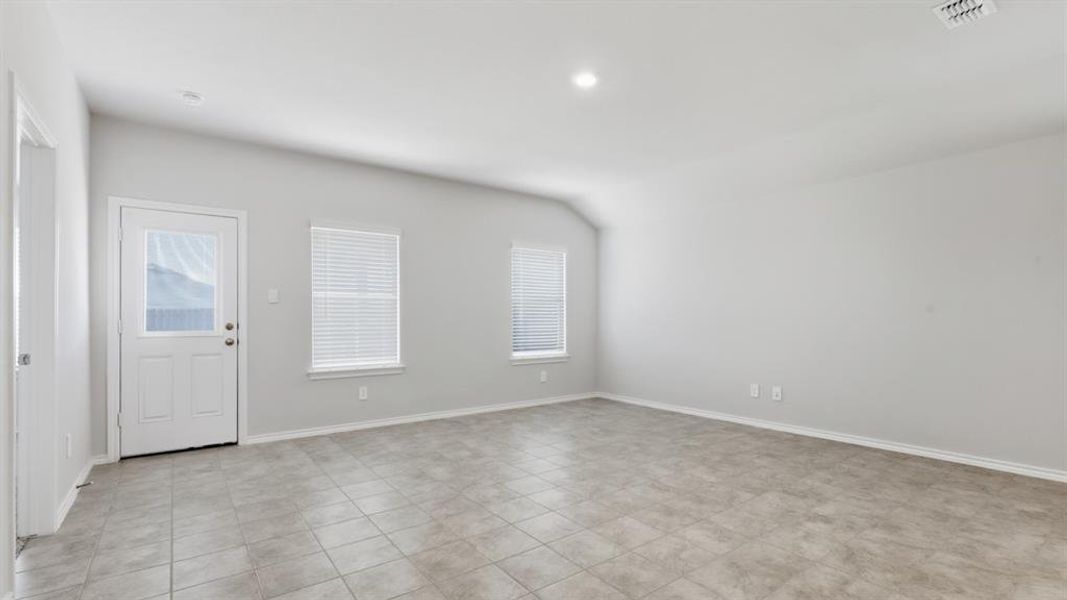 Spacious, unfurnished interior of a new home in , Fort Worth (Image 12).