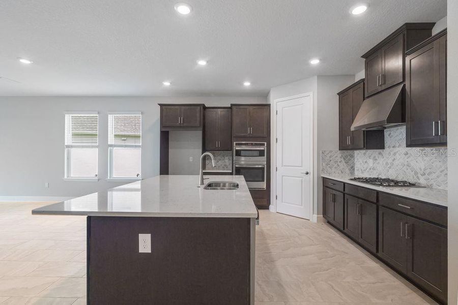 Furnished interior view inside a new home in Ardisia Park, New Smyrna Beach (Image 5).