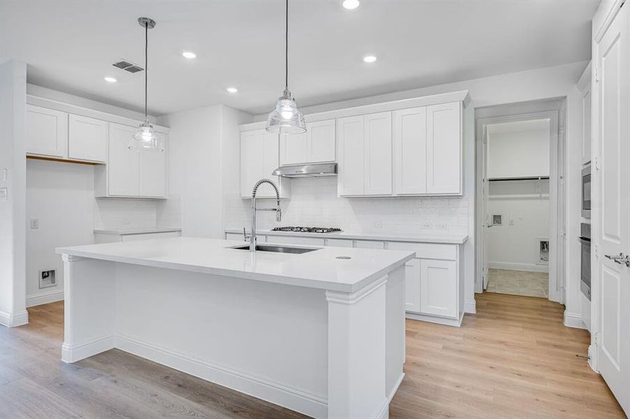 1508 Victory Terrace ~ Ready Now