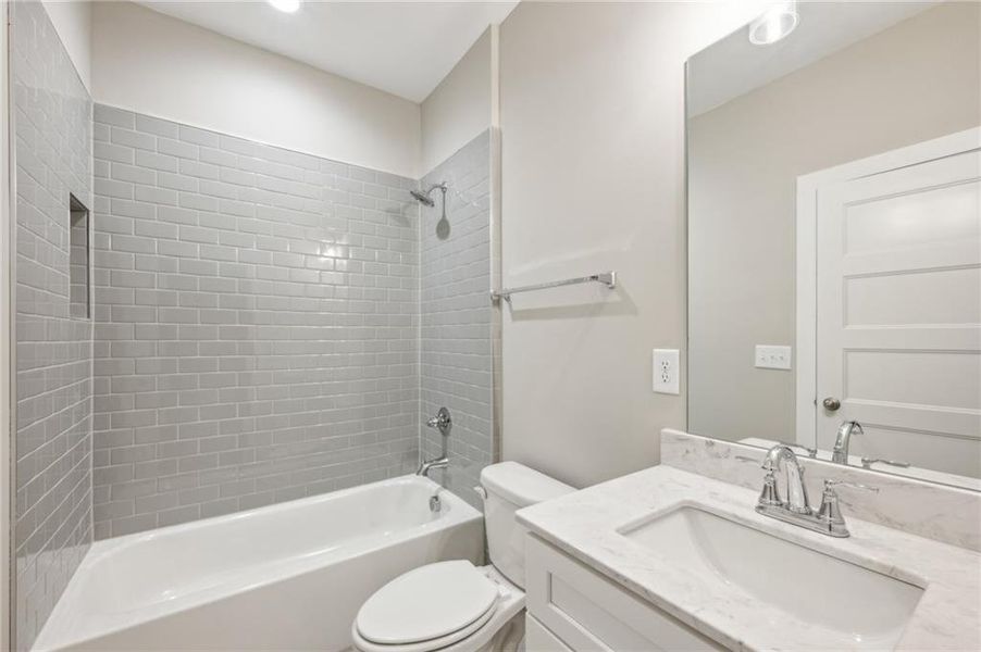 Furnished interior view inside a new home in Avenue at Oakland City, Atlanta (Image 5).