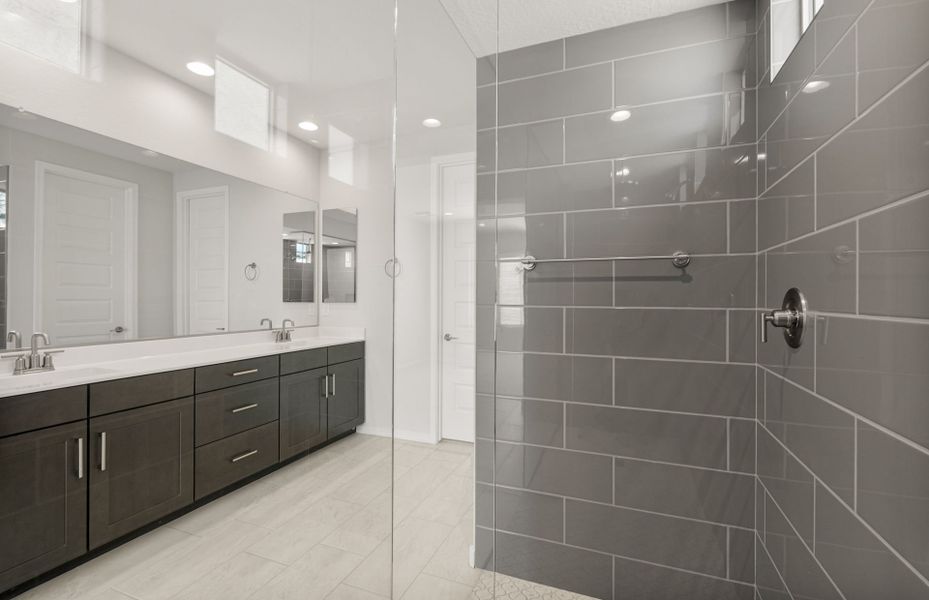 Furnished interior view inside a new home in Allen Ranches, Litchfield Park (Image 10).