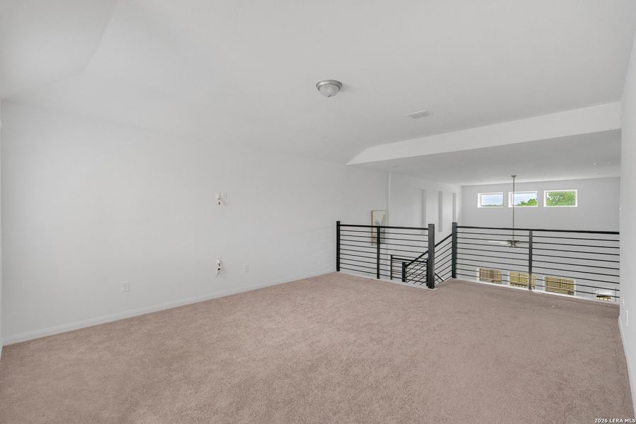 Spacious, unfurnished interior of a new home in , San Antonio (Image 13).