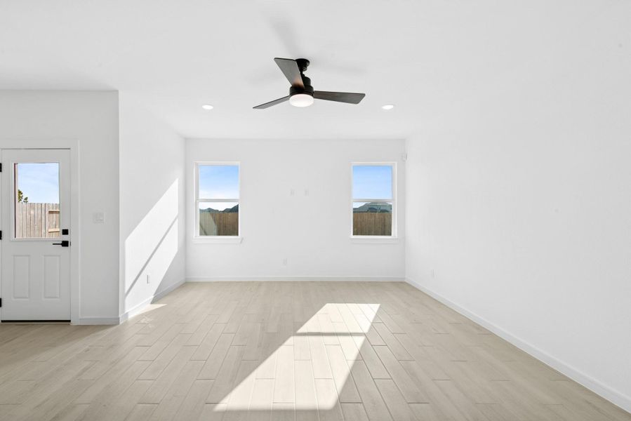 Spacious, unfurnished interior of a new home in River Ranch Trails, Dayton (Image 27). Spacious, unfurnished interior of a new home in River Ranch Trails, Dayton (Image 27).
