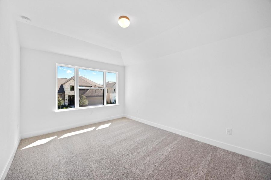 Spacious, unfurnished interior of a new home in Parmer Ranch - 60', Georgetown (Image 17).