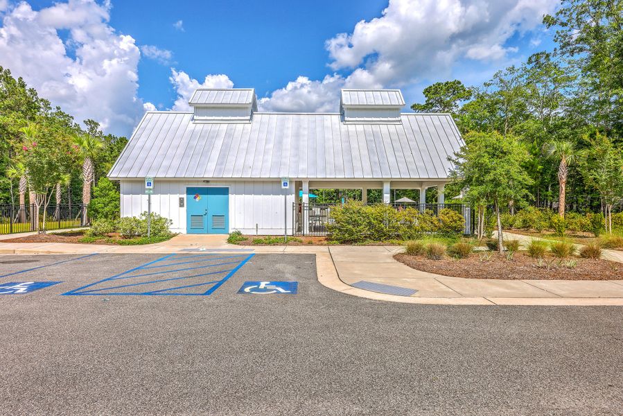 Community amenities in Limehouse Village: Arbor Series, Summerville (Image 35). Community amenities in Limehouse Village: Arbor Series, Summerville (Image 35).