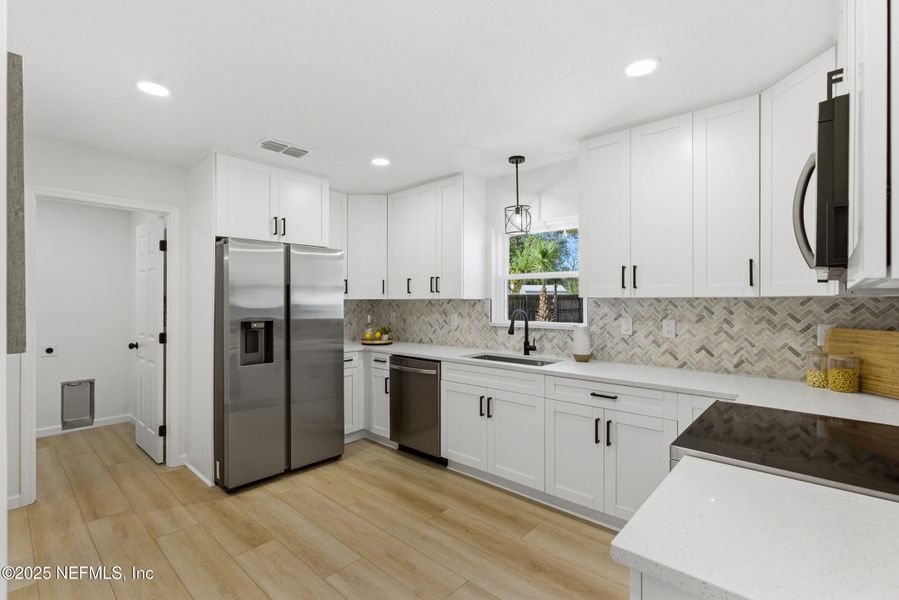 Furnished interior view inside a new home in , Jacksonville (Image 10).