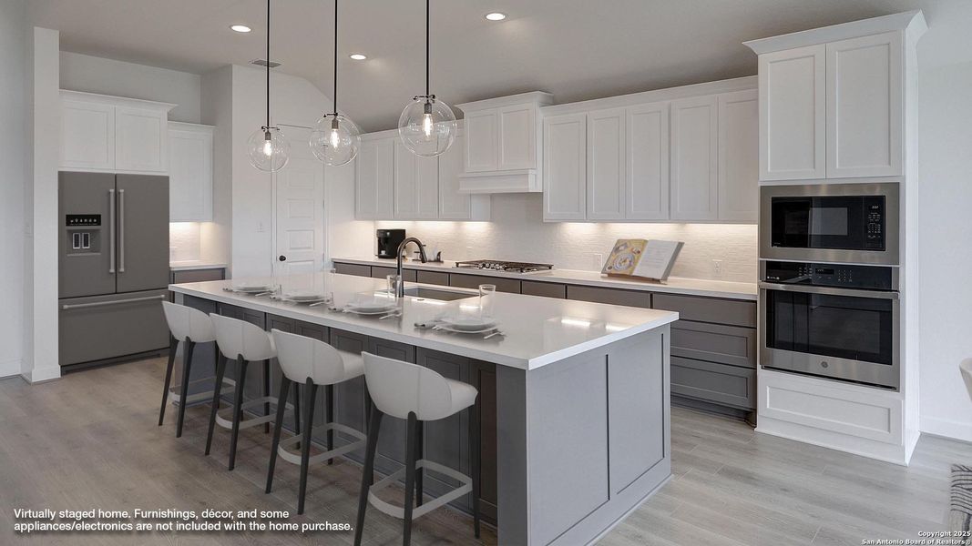 Furnished interior view inside a new home in Haby Hill 60', San Antonio (Image 13). Furnished interior view inside a new home in Haby Hill 60', San Antonio (Image 13).