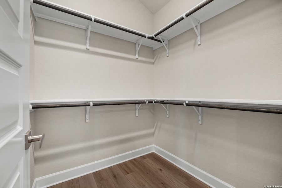 Spacious, unfurnished interior of a new home in Ventana, Bulverde (Image 36).