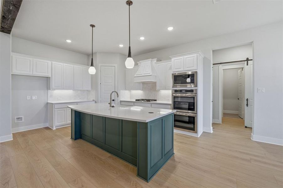 Furnished interior view inside a new home in Creekview Addition, Van Alstyne (Image 10).