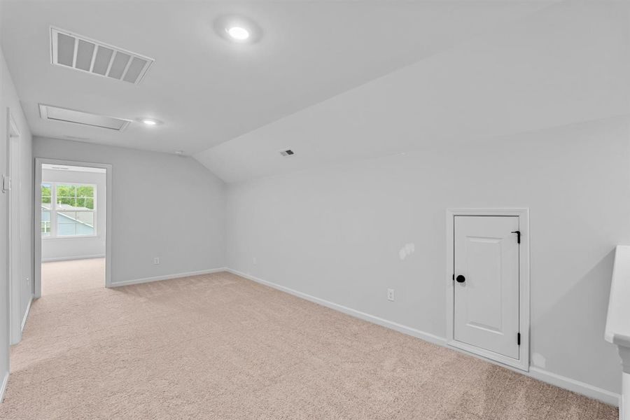 Spacious, unfurnished interior of a new home in Brayden, Advance (Image 35).