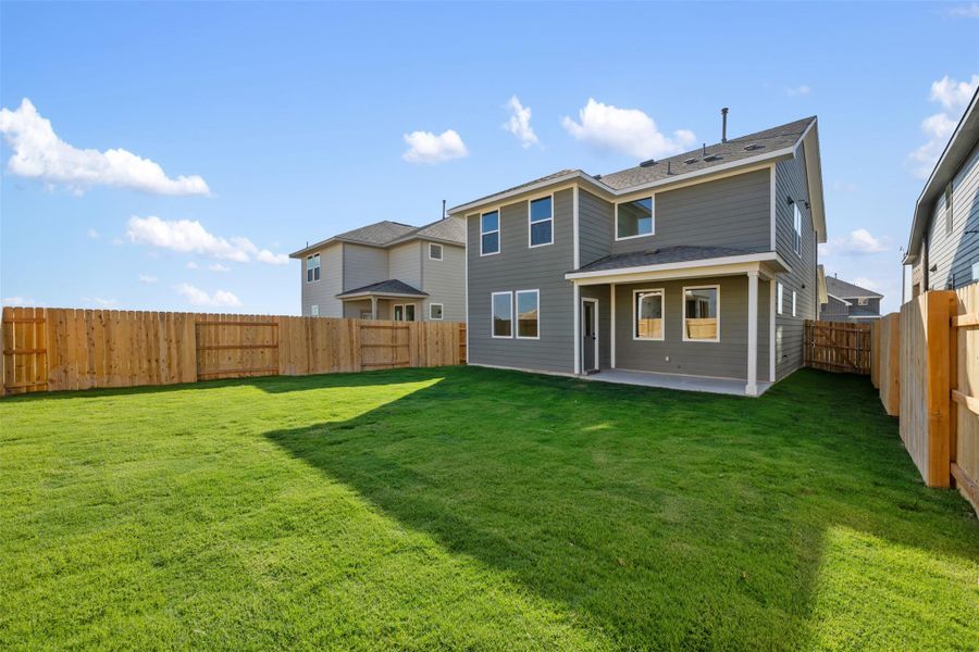 Representative images and renderings are for illustrative purposes. Actual structural options and design finishes of home may vary.