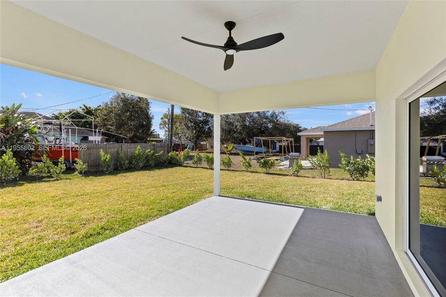 Exterior details and patio area of a home in , Port St. Lucie (Image 20).