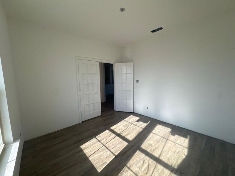 Spacious, unfurnished interior of a new home in Fairview Meadows, New Fairview (Image 4).