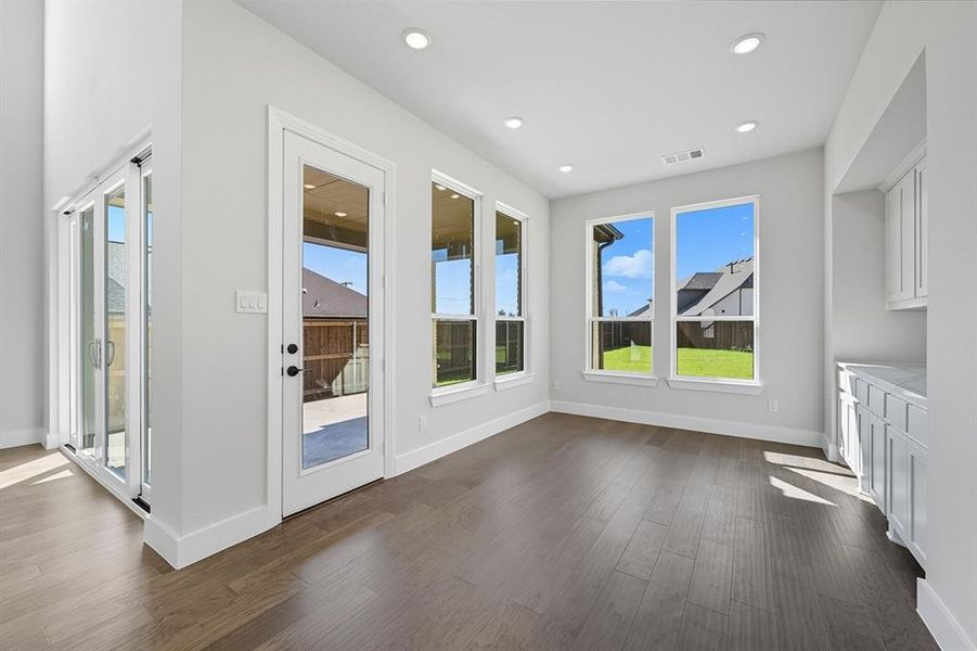 Spacious, unfurnished interior of a new home in Trinity Falls, McKinney (Image 32). Spacious, unfurnished interior of a new home in Trinity Falls, McKinney (Image 32).