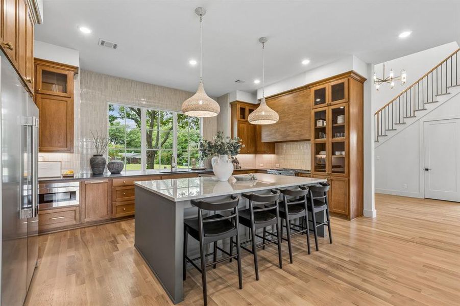 Furnished interior view inside a new home in , Richardson (Image 11).