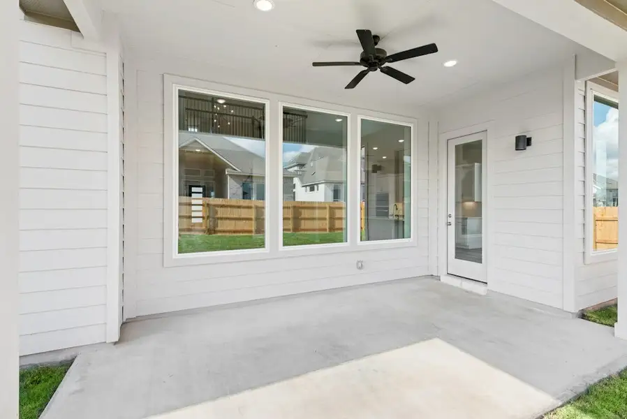 Exterior details and patio area of a home in Blackhawk, Pflugerville (Image 4).
