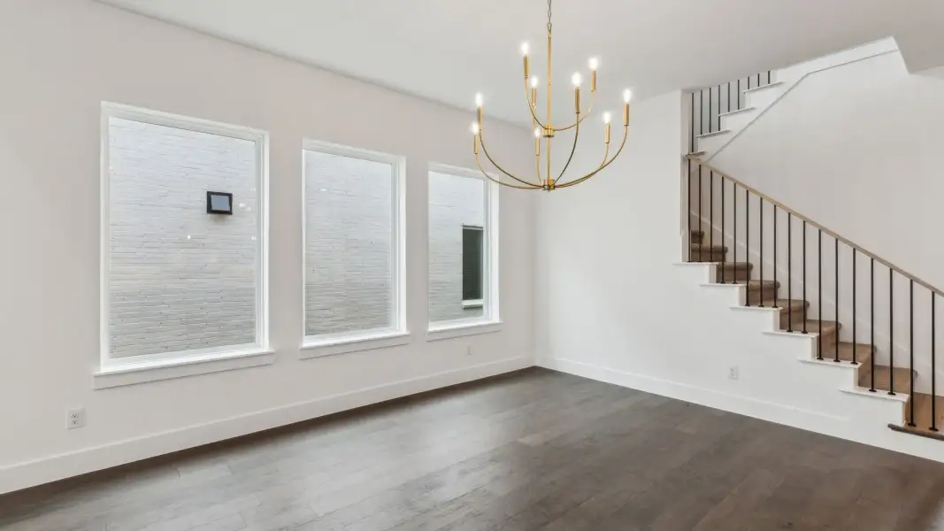Spacious, unfurnished interior of a new home in Painted Tree 50' Series, McKinney (Image 14).