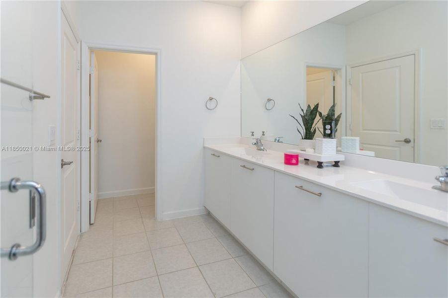 Furnished interior view inside a new home in , Miami (Image 14).