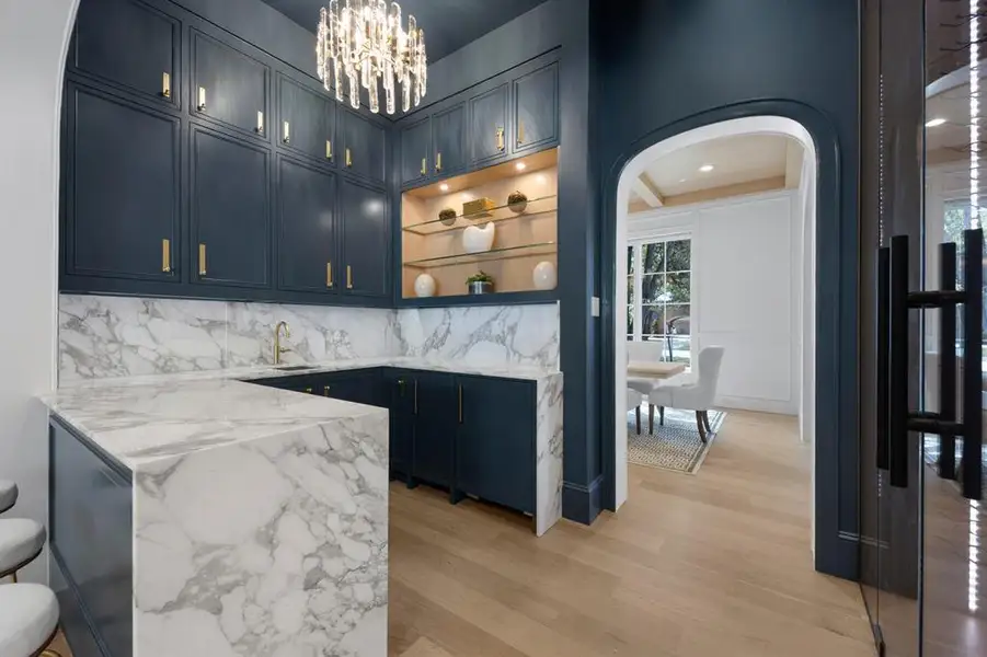 Furnished interior view inside a new home in , Dallas (Image 6). Furnished interior view inside a new home in , Dallas (Image 6).