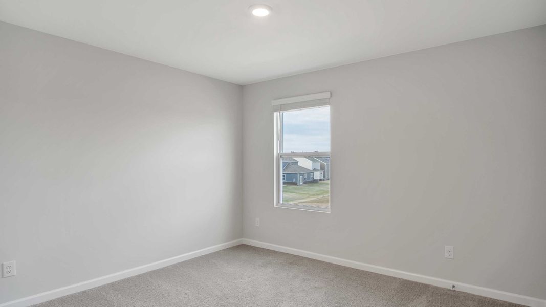 Representative unfurnished interior of a home built from the BELFORT by D.R. Horton in Savannah Lakes, Lewisburg (Image 22).