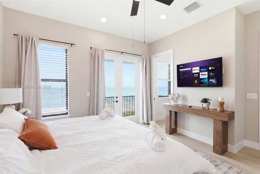 Furnished interior view inside a new home in , Melbourne Beach (Image 66).