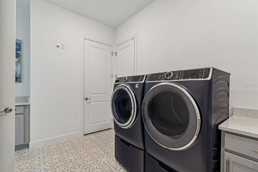Close-up of interior finishes inside a home in , Wesley Chapel (Image 21). Close-up of interior finishes inside a home in , Wesley Chapel (Image 21).
