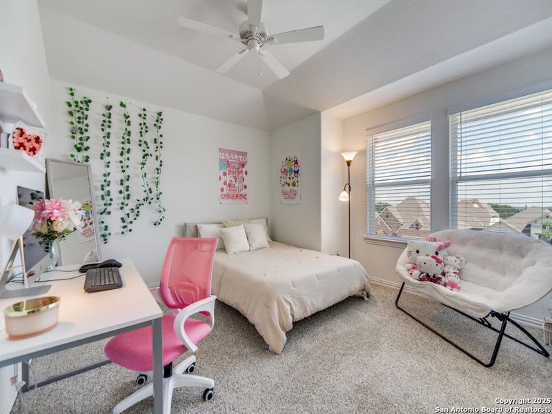 Furnished interior view inside a new home in Regent Park, Boerne (Image 13).