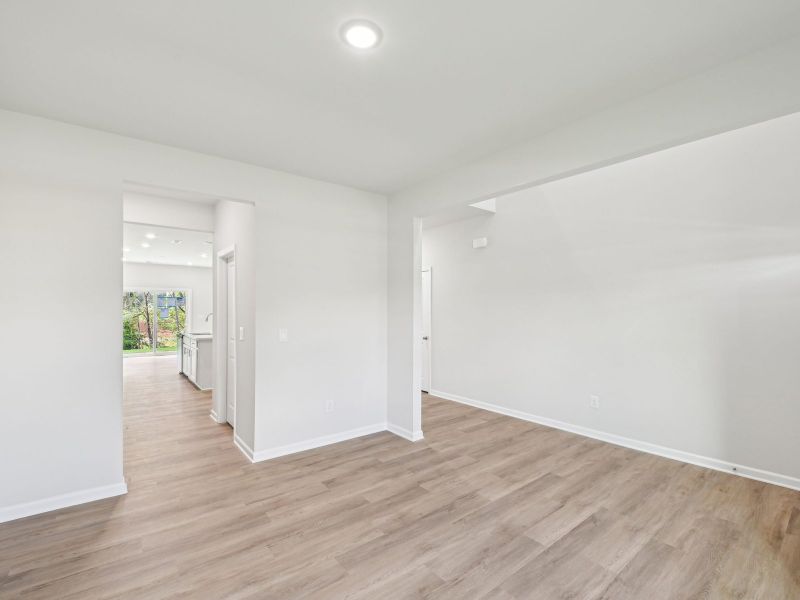 Spacious, unfurnished interior of a new home in Oakwood, Mebane (Image 12).