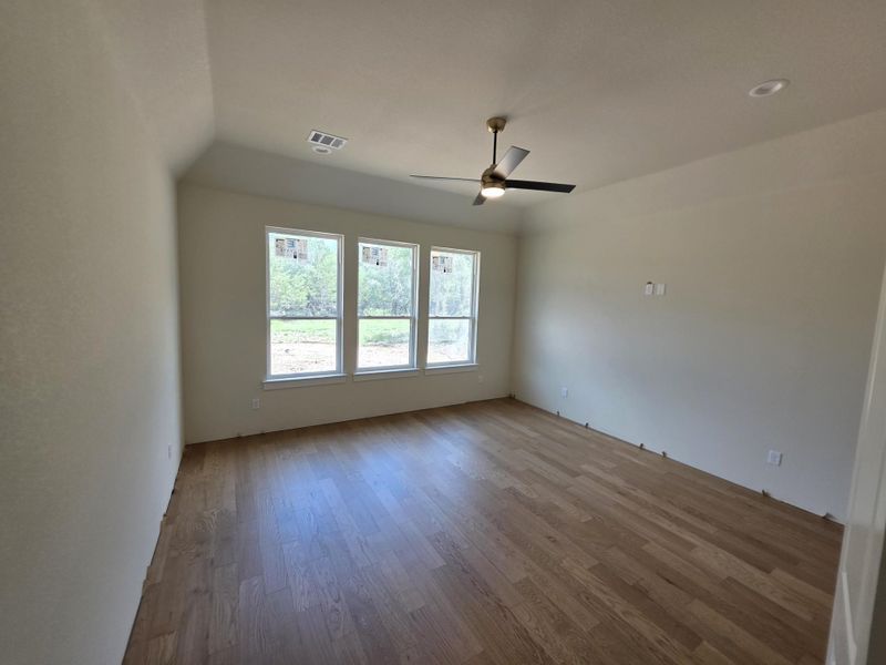 Spacious, unfurnished interior of a new home in Timberview Preserves, Weatherford (Image 6). Spacious, unfurnished interior of a new home in Timberview Preserves, Weatherford (Image 6).