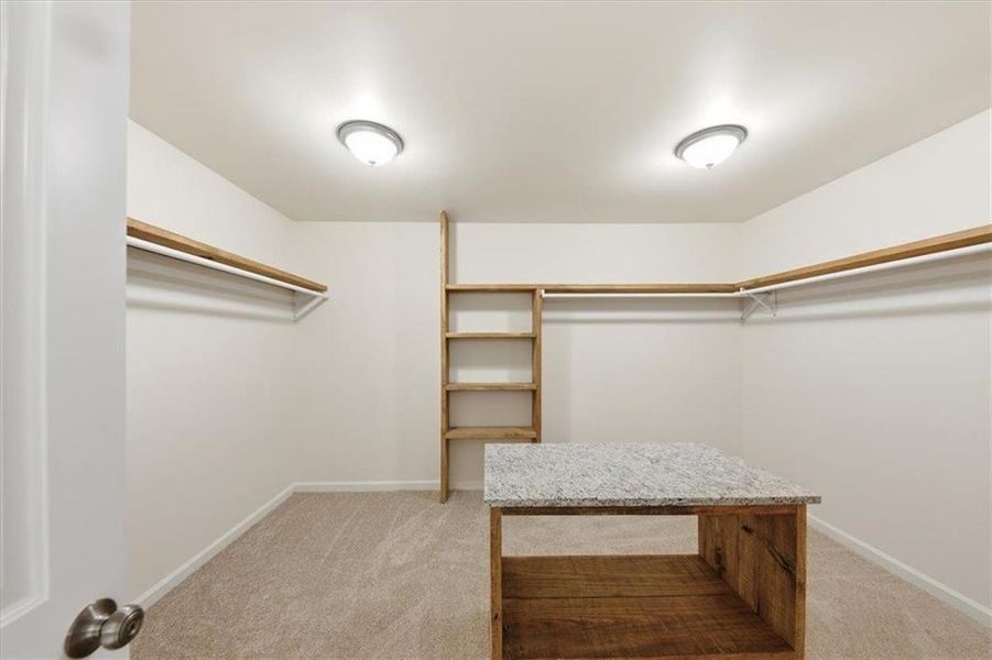 Furnished interior view inside a new home in , Whitesburg (Image 16).