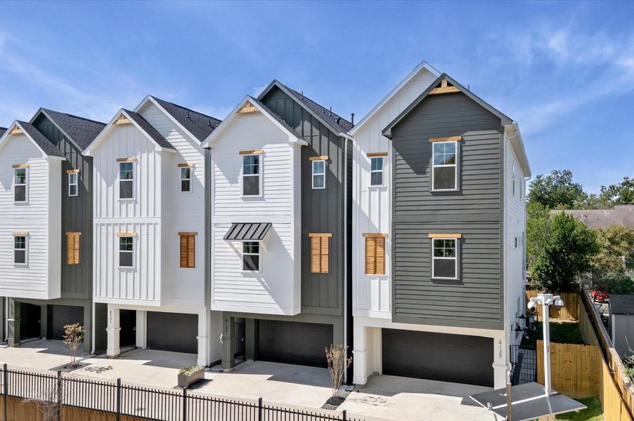 Image 38 of a home in .