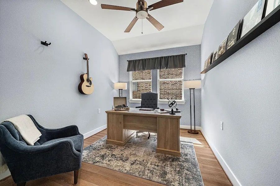 Furnished interior view inside a new home in Chambers Creek, Willis (Image 9). Furnished interior view inside a new home in Chambers Creek, Willis (Image 9).