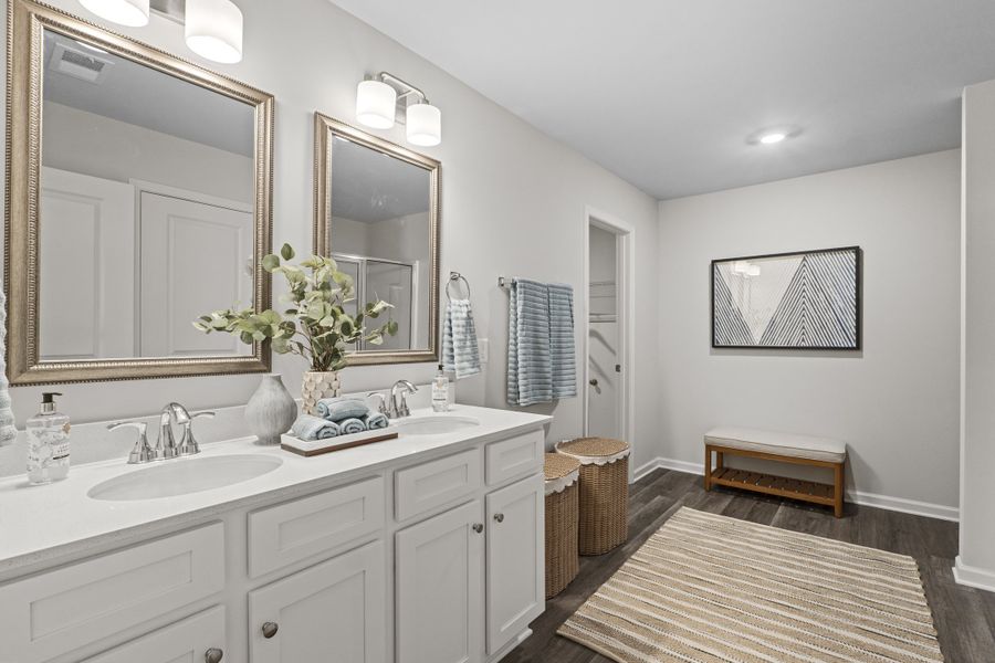 Furnished interior view inside a new home in Canary Woods, Hopkins (Image 16).