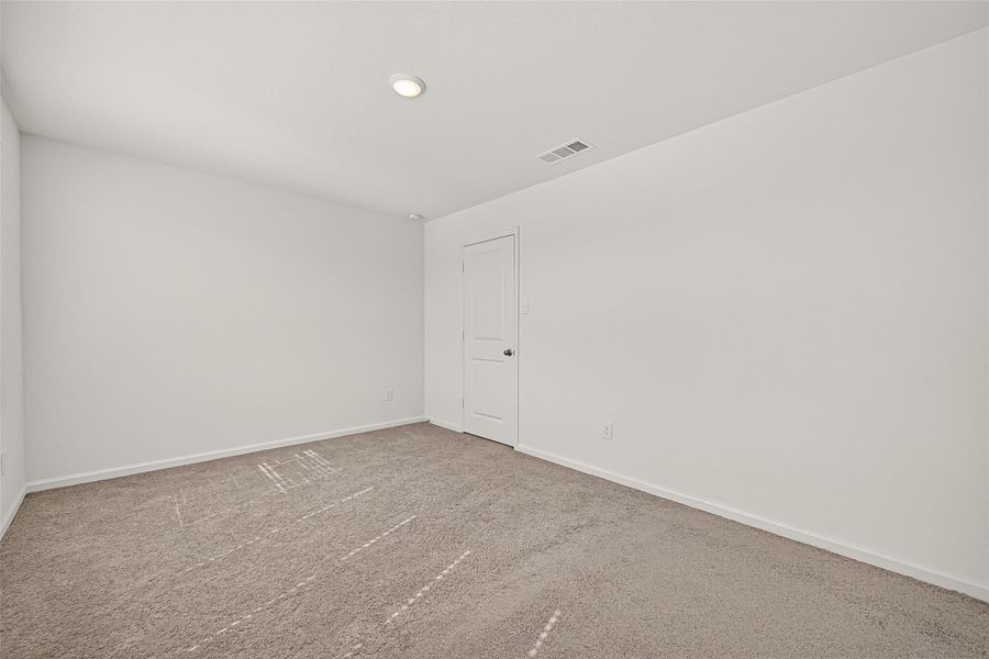 Spacious, unfurnished interior of a new home in Chapel Run, Montgomery (Image 27). Spacious, unfurnished interior of a new home in Chapel Run, Montgomery (Image 27).