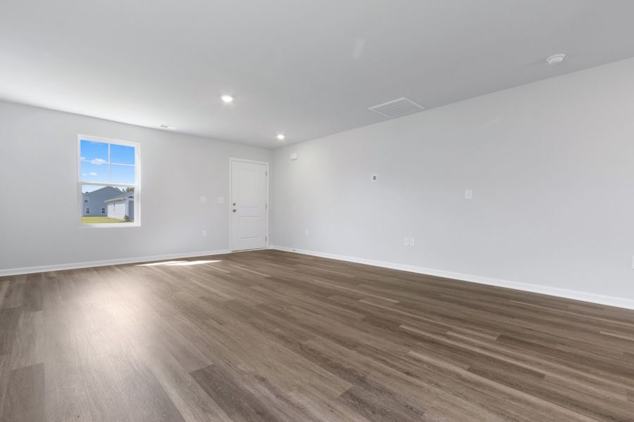 3br New Home in Conway, SC.  - Slide 4