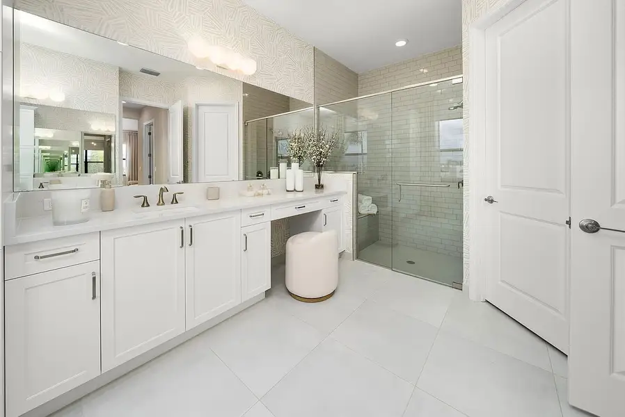 Representative furnished interior of a home built from the Nassau by GL Homes in Valencia Harbor (55+), Fort Myers (Image 8). Representative furnished interior of a home built from the Nassau by GL Homes in Valencia Harbor (55+), Fort Myers (Image 8).