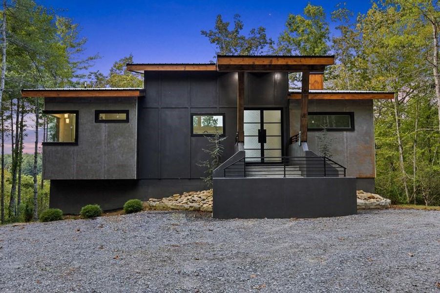 Image 46 of a home in .