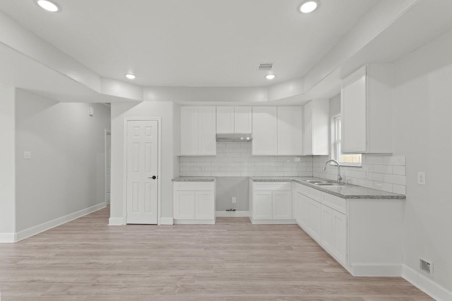 Image 23 of a home in . Image 23 of a home in .