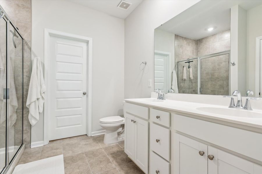 Furnished interior view inside a new home in Saint John's Lake: Arbor Collection, Johns Island (Image 55).
