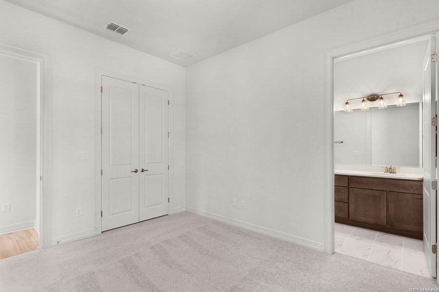 Spacious, unfurnished interior of a new home in El Sonido at Campanas, San Antonio (Image 25).