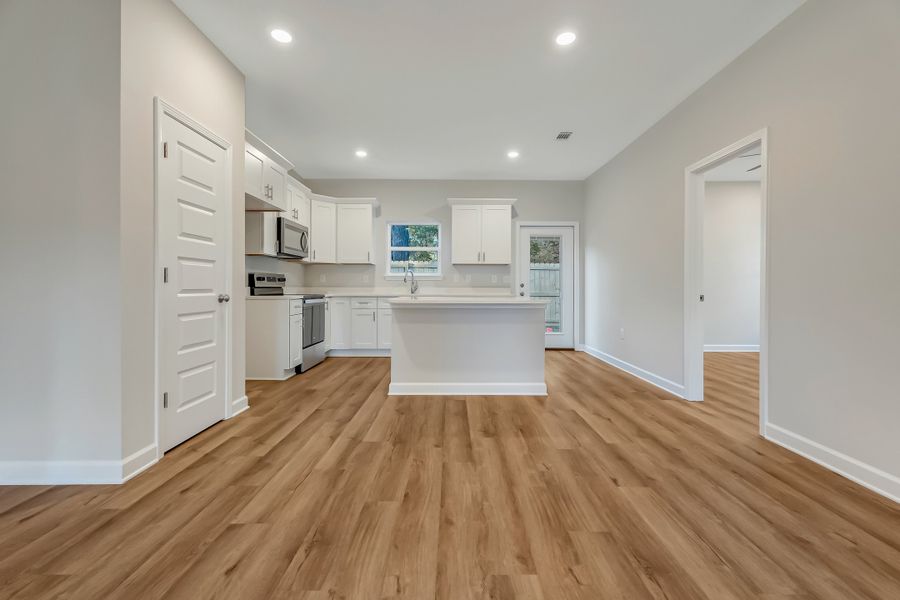 Spacious, unfurnished interior of a new home in Live Oak Cottages, Freeport (Image 33). Spacious, unfurnished interior of a new home in Live Oak Cottages, Freeport (Image 33).