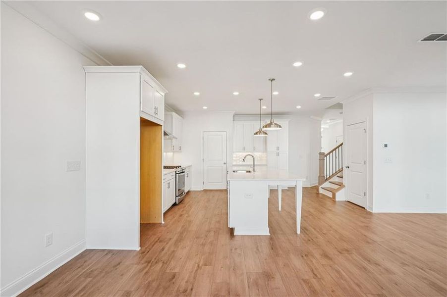 Spacious, unfurnished interior of a new home in Millcroft Townhomes, Buford (Image 22).