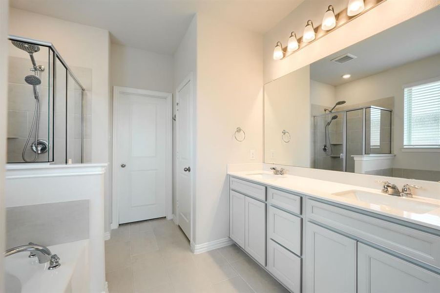 Furnished interior view inside a new home in , Crandall (Image 7).