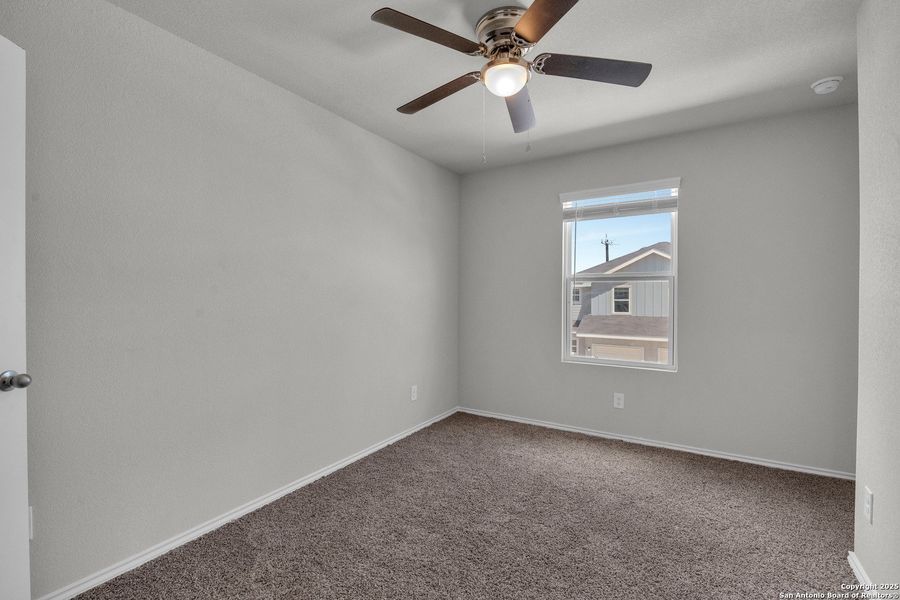 Spacious, unfurnished interior of a new home in , San Antonio (Image 12).