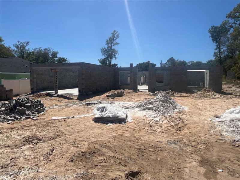 Image 4 of a home in Orange Blossom Hills. Image 4 of a home in Orange Blossom Hills.