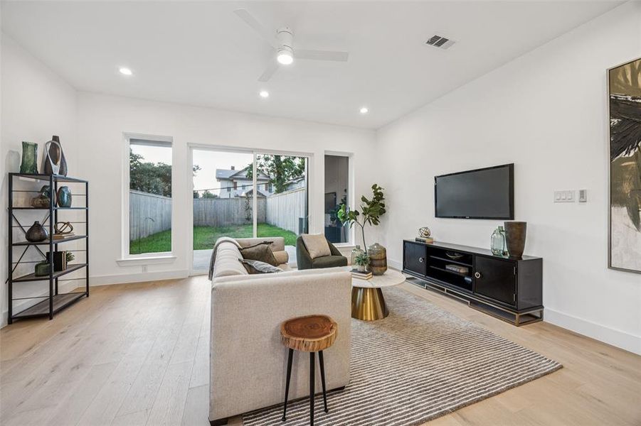 Furnished interior view inside a new home in , Dallas (Image 8).